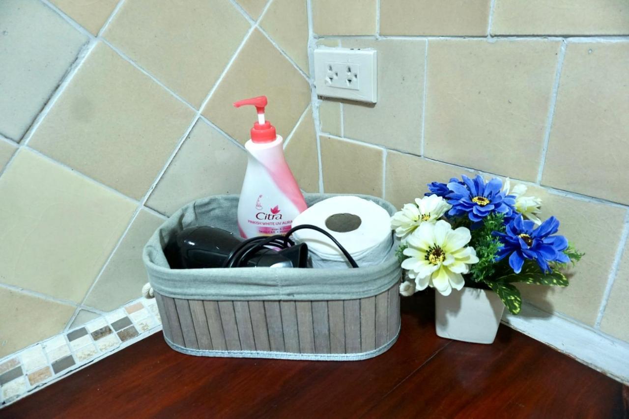 Tha Ma-O Bouteak Homestay - Self Check-In Λαμπάνγκ Εξωτερικό φωτογραφία